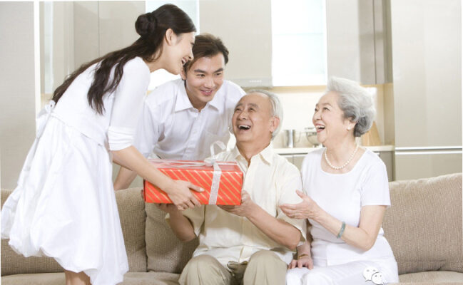Hồng Sâm không chỉ là một thảo dược quý. Nó còn là món quà chứa đựng lòng hiếu thảo