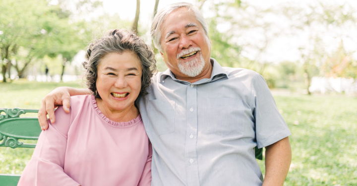 Người cao tuổi luôn là chỗ dựa tinh thần vững chắc cho con cháu. Tuy nhiên, sức khỏe của họ lại tỷ lệ nghịch với thời gian. Việc chăm sóc sức khỏe cho cha mẹ là ưu tiên hàng đầu.