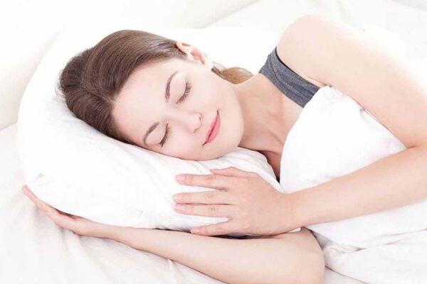 Sử dụng Cao hồng sâm cho người mất ngủ là giải pháp tuyệt vời nếu đúng cách. Nó giúp bạn tìm lại giấc ngủ ngon một cách tự nhiên và an toàn nhất