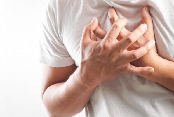 Tình trạng mệt mỏi kèm tim đập nhanh cảnh báo nhiều bất ổn. Việc nạp chất bổ vào lúc này cần sự tỉnh táo tuyệt đối. Đừng để lòng tốt với bản thân trở thành sai lầm tai hại.