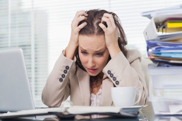 Khi bạn lo âu, não bộ phát tín hiệu báo động
