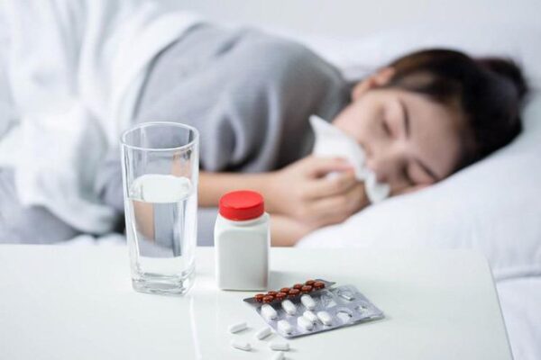 Những cơn hắt hơi liên tục làm bạn mệt mỏi, rũ rượi.